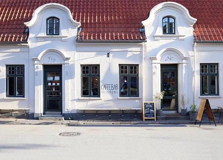 Photo: Facebook @Lacabracoffeeroasters