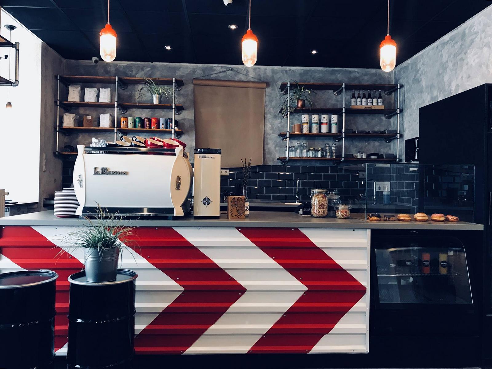 Badass Coffee and Donut Kávézó Budapest specialty.hu